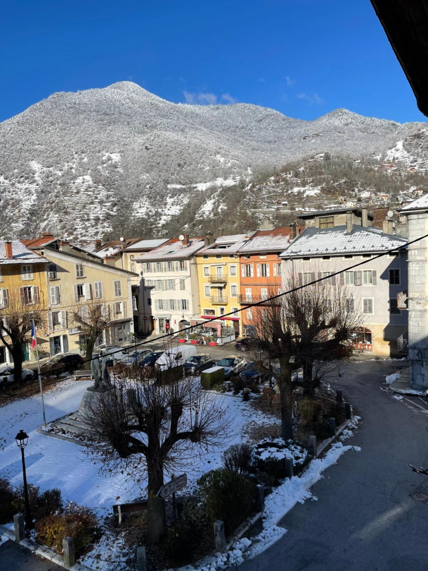 La Montagnette L Ours T1 Maison En Travaux De 10H A 17H Moutiers  Extérieur photo